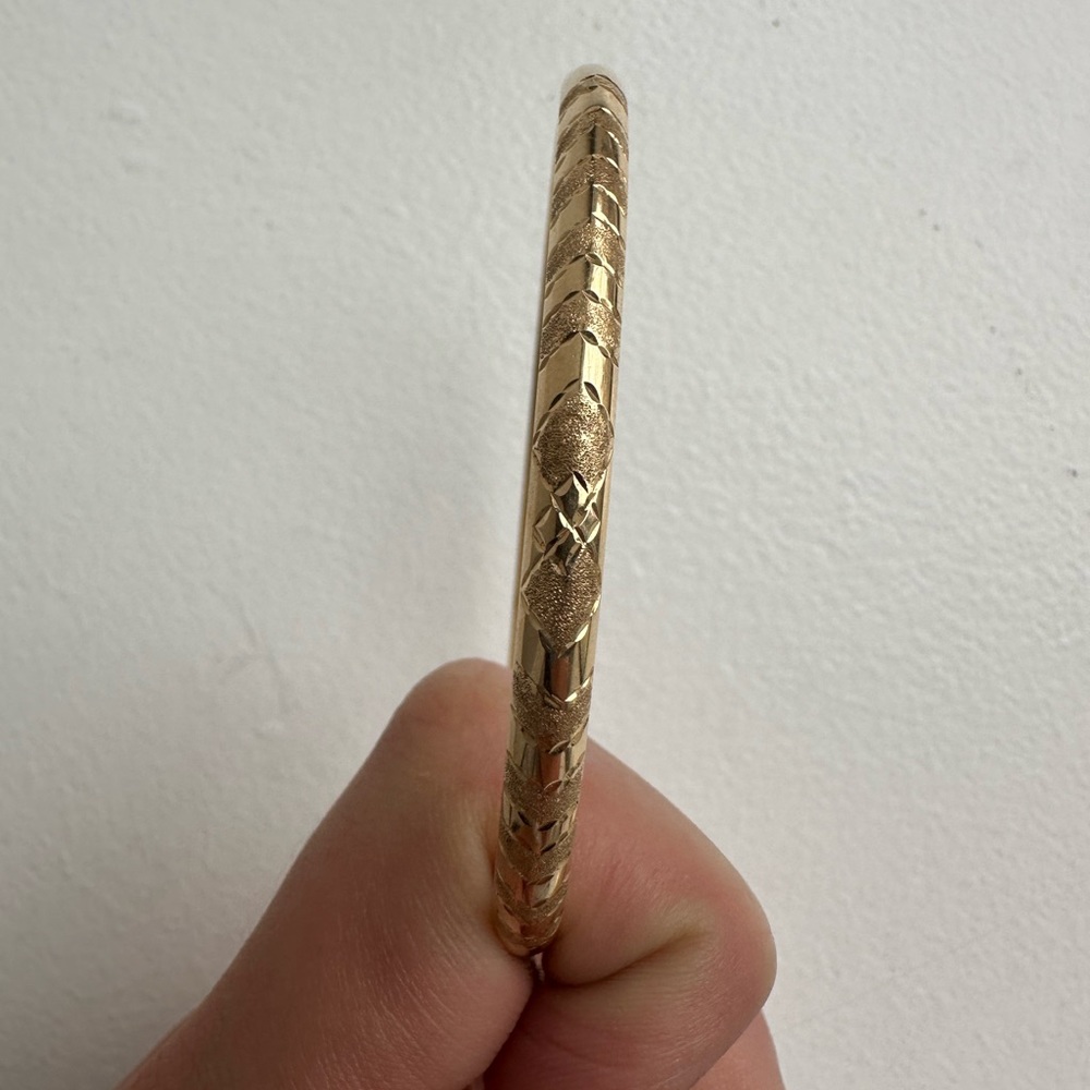 Oval Gold Bracelet